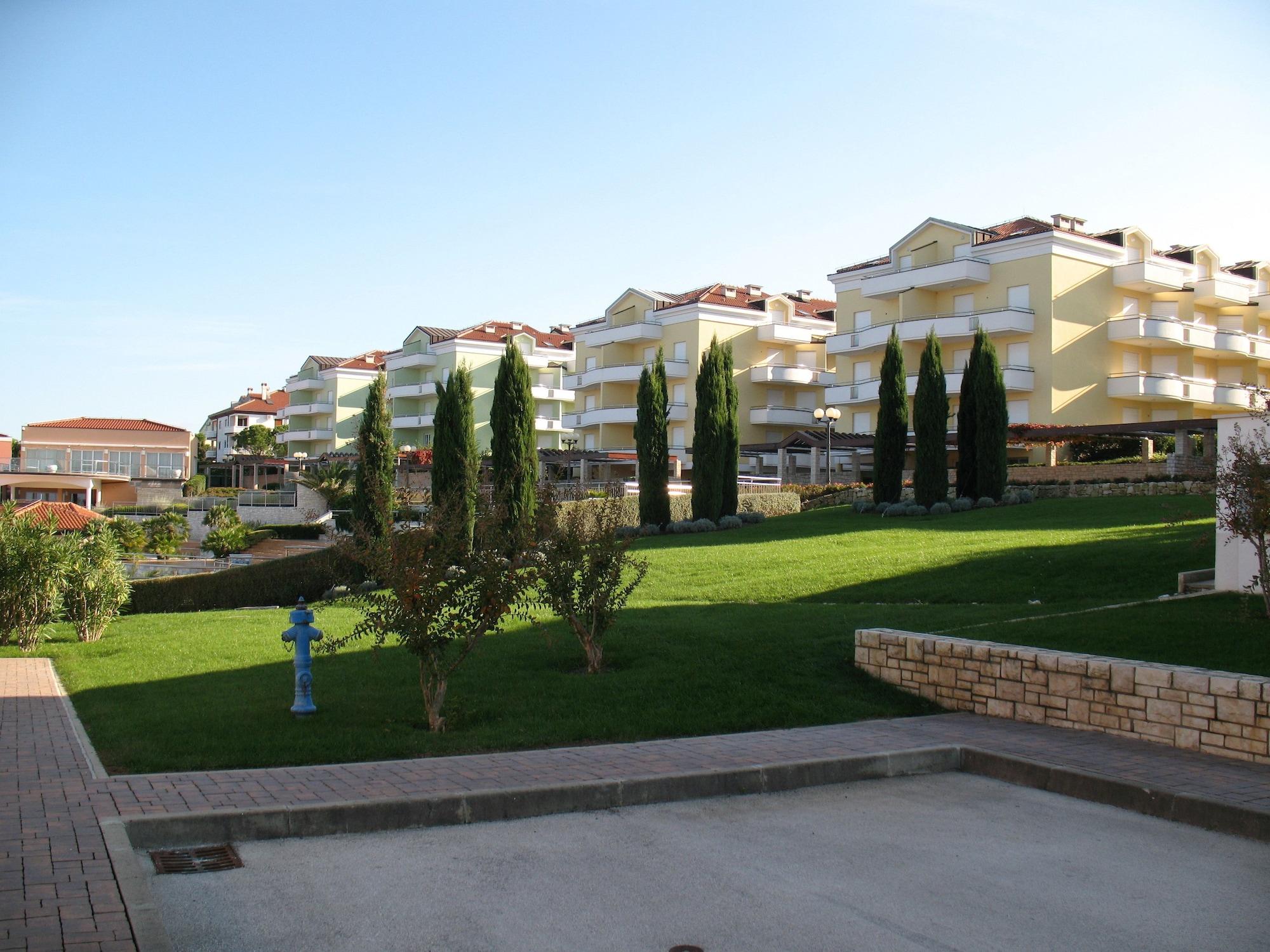 Skiper Apartments & Golf Resort 사부드리자 외부 사진