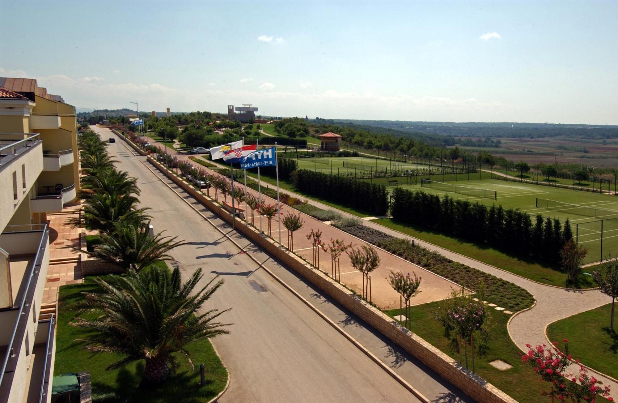 Skiper Apartments & Golf Resort 사부드리자 외부 사진