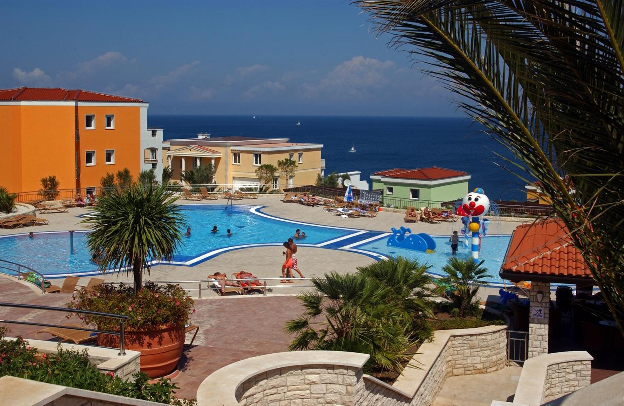 Skiper Apartments & Golf Resort 사부드리자 외부 사진